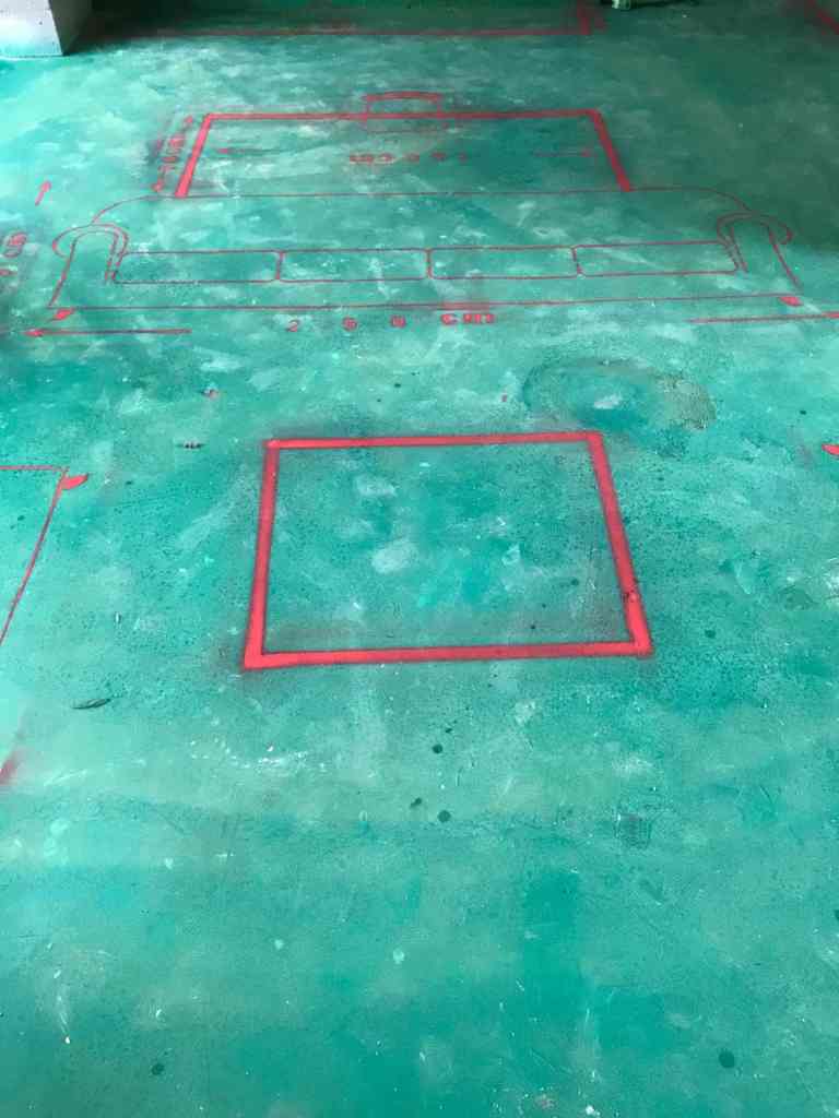 雍龙府-黄墙绿地/全景放样-华然装饰