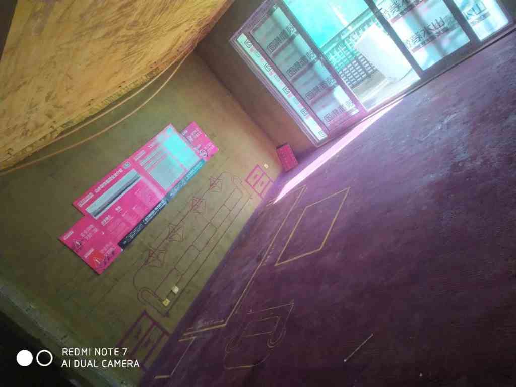 公园里-黄墙紫地/3D全景放样-山水装饰