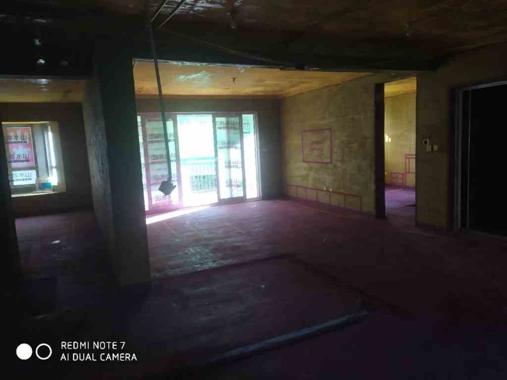 公园里-黄墙紫地/3D全景放样-山水装饰