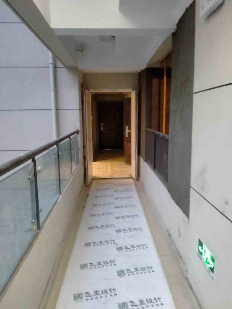 琥珀东华府-黄墙绿地/成品保护-飞墨设计